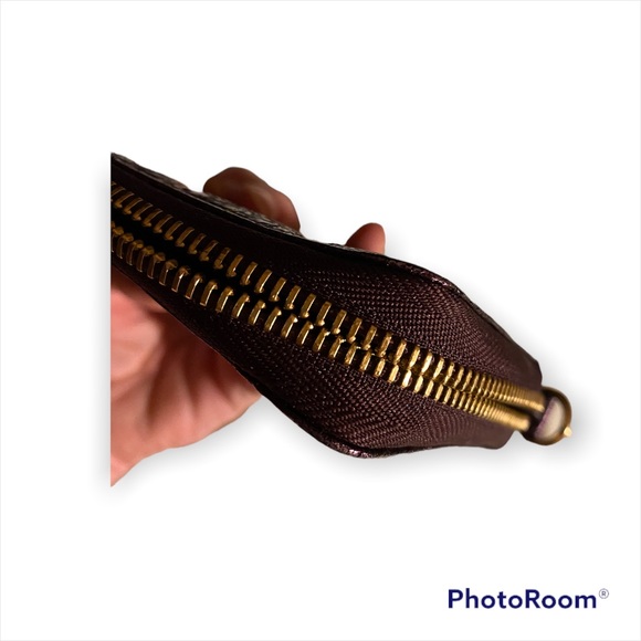 MICHAEL Michael Kors
Damson Jet Set Travel Quilted-leather 
Wrist Wallet - Picture 5 of 6